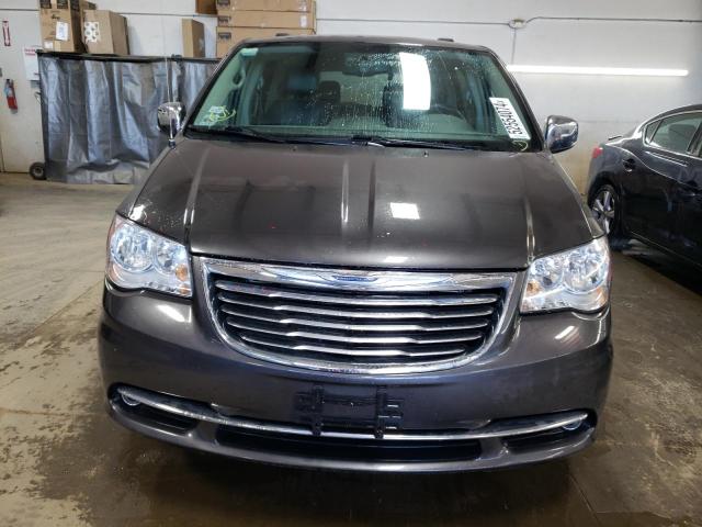 Photo 5 from auction – 2015 CHRYSLER TOWN & COU with VIN 2C4RC1CG9FR673719