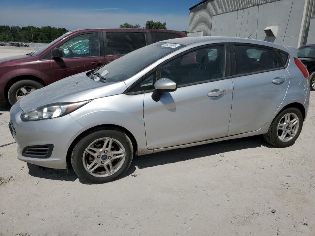 FORD FIESTA SE 2018 with VIN 3FADP4EJ8JM133955 - Photo from auction