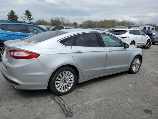 Photo 3 from auction – 2016 FORD FUSION SE with VIN 3FA6P0PU5GR395047