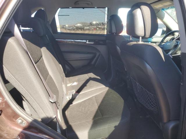 Photo 10 from auction – 2015 KIA SORENTO LX with VIN 5XYKTCA68FG586678