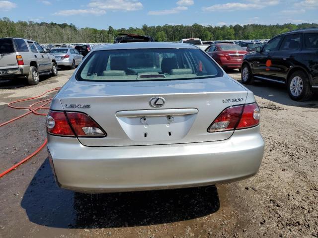 Photo 6 from auction – 2002 LEXUS ES 300 with VIN JTHBF30GX20015502