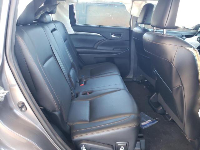 Photo 10 from auction – 2017 TOYOTA HIGHLANDER with VIN 5TDYZRFH3HS231610