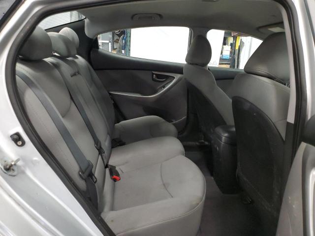 Photo 10 from auction – 2012 HYUNDAI ELANTRA GL with VIN 5NPDH4AE4CH087596