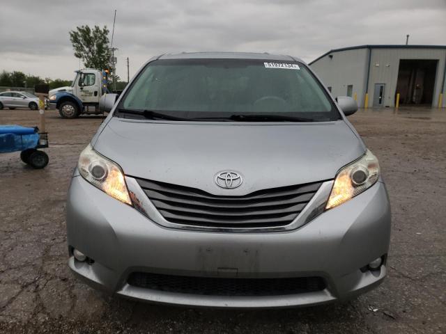 Photo 5 from auction – 2011 TOYOTA SIENNA XLE with VIN 5TDYK3DC9BS079087