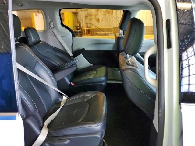 Photo 11 from auction – 2023 CHRYSLER PACIFICA H with VIN 2C4RC1L70PR579746