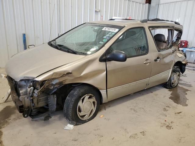 TOYOTA SIENNA LE 2000 with VIN 4T3ZF13C5YU234367 - Photo from auction