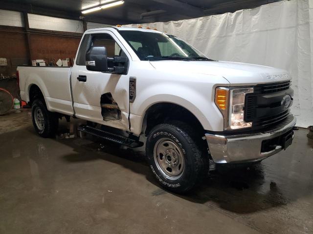 Photo 4 from auction – 2017 FORD F350 SUPER with VIN 1FTRF3B60HEC75262