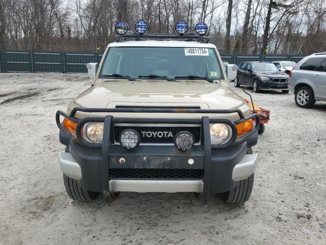 Photo 5 from auction – 2011 TOYOTA FJ CRUISER with VIN JTEBU4BF4BK112289