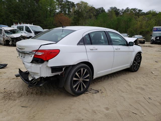 Photo 3 from auction – 2013 CHRYSLER 200 LIMITE with VIN 1C3CCBCG0DN508118