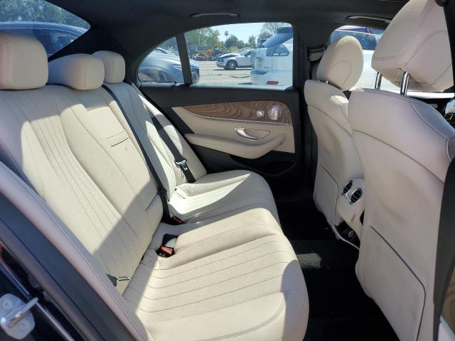 Photo 10 from auction – 2017 MERCEDES-BENZ E 300 with VIN WDDZF4JB8HA192065