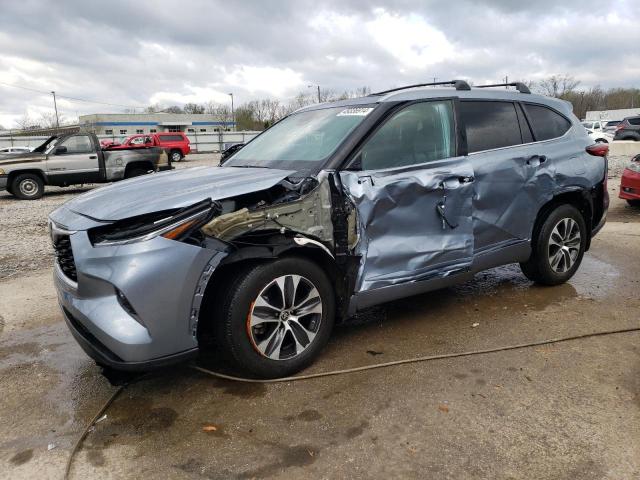 TOYOTA HIGHLANDER 2022 with VIN 5TDHZRBH4NS236963 - Photo from auction