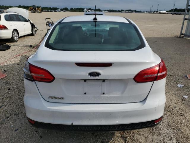 Photo 6 from auction – 2016 FORD FOCUS S with VIN 1FADP3E22GL339365