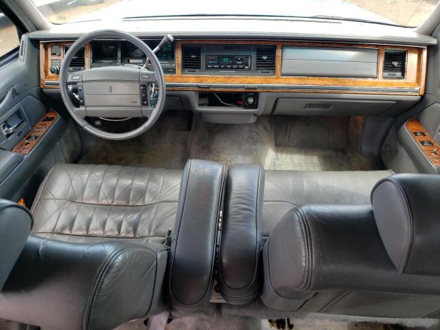 Photo 8 from auction – 1993 LINCOLN TOWN CAR with VIN 1LNLM81W4PY764962