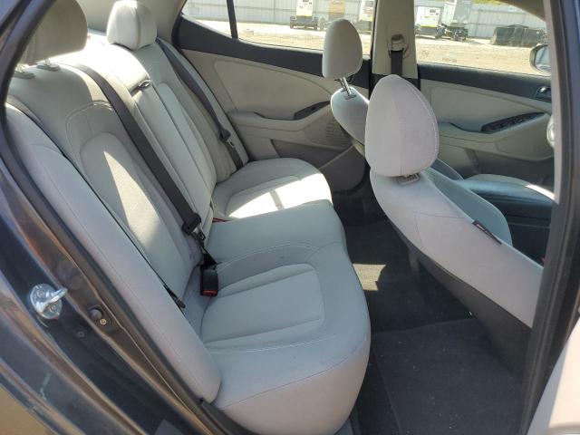 Photo 10 from auction – 2011 KIA OPTIMA LX with VIN KNAGM4A77B5112447
