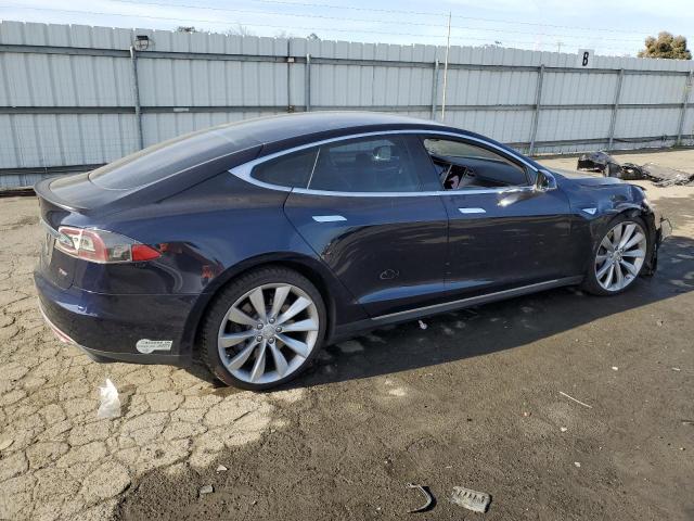 Photo 3 from auction – 2013 TESLA MODEL S with VIN 5YJSA1CP7DFP07222