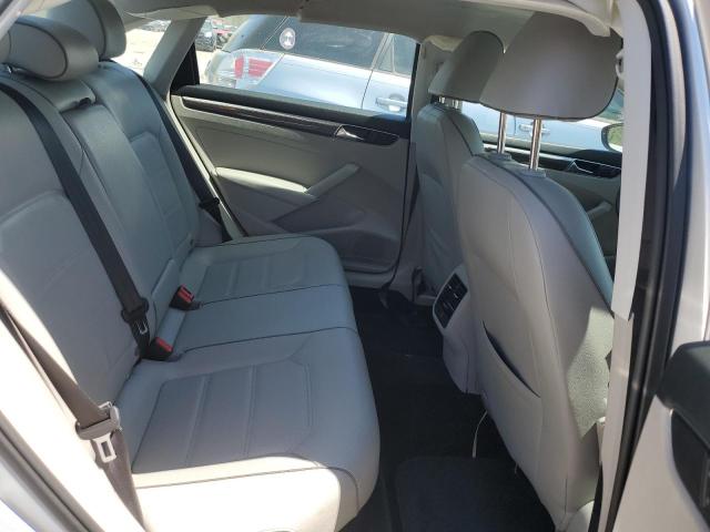 Photo 10 from auction – 2017 VOLKSWAGEN PASSAT SE with VIN 1VWBT7A33HC026486