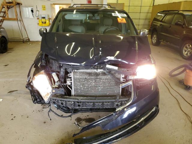 Photo 5 from auction – 2013 CHRYSLER TOWN & COU with VIN 2C4RC1CG8DR818696