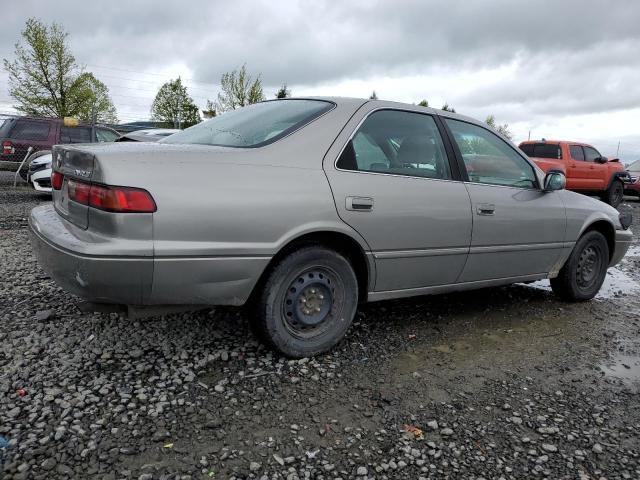 Photo 3 from auction – 1997 TOYOTA CAMRY CE with VIN 4T1BG22K2VU121834