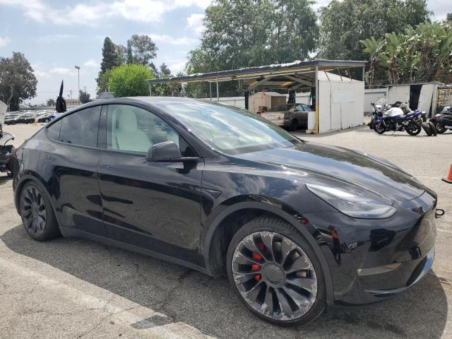 Photo 4 from auction – 2021 TESLA MODEL Y with VIN 5YJYGDEF0MF272042