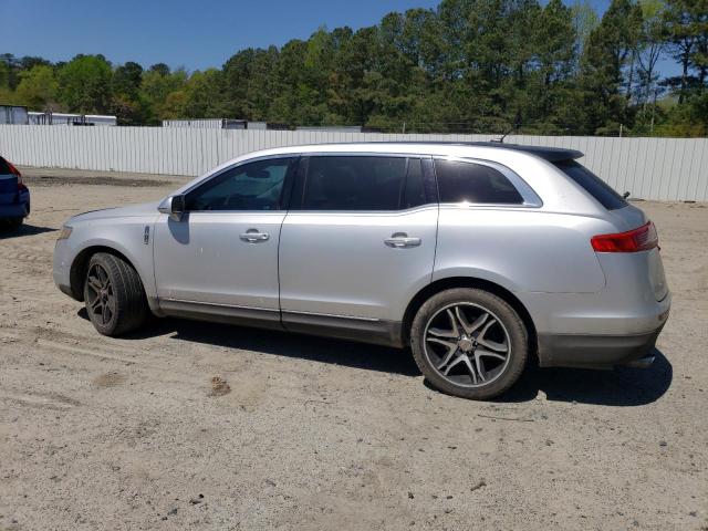Photo 2 from auction – 2011 LINCOLN MKT with VIN 2LMHJ5AT7BBJ50923
