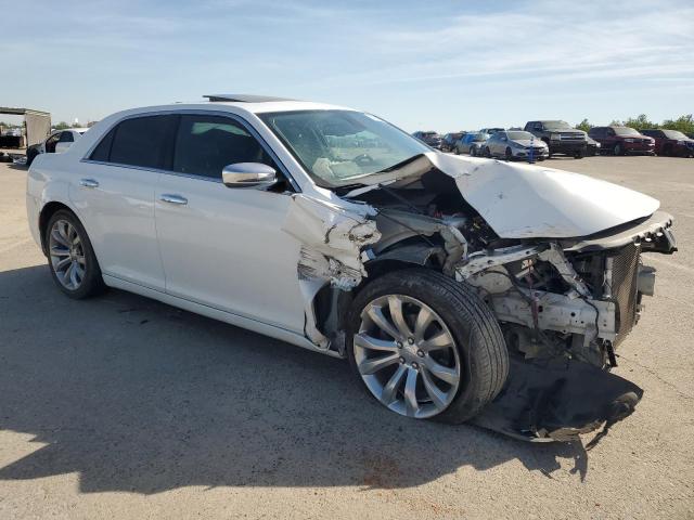 Photo 4 from auction – 2019 CHRYSLER 300 LIMITE with VIN 2C3CCAEG9KH577600