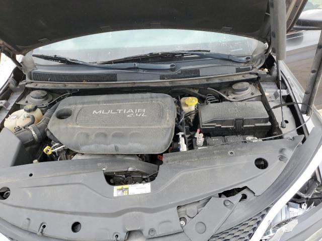 Photo 11 from auction – 2016 CHRYSLER 200 LIMITE with VIN 1C3CCCAB9GN129166