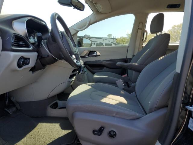 Photo 7 from auction – 2017 CHRYSLER PACIFICA L with VIN 2C4RC1CG5HR502808