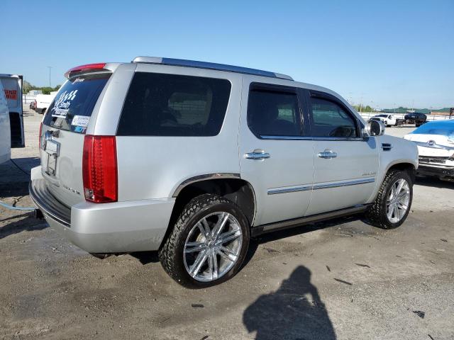 Photo 3 from auction – 2010 CADILLAC ESCALADE P with VIN 1GYUKCEF5AR281956