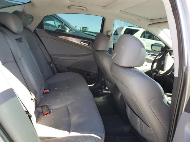 Photo 10 from auction – 2014 HYUNDAI SONATA HYB with VIN KMHEC4A4XEA104479
