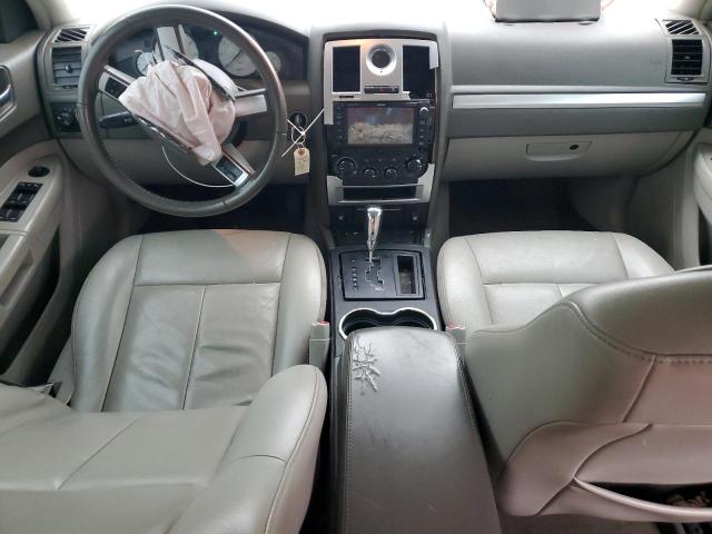 Photo 8 from auction – 2010 CHRYSLER 300 TOURIN with VIN 2C3CA5CV3AH150202