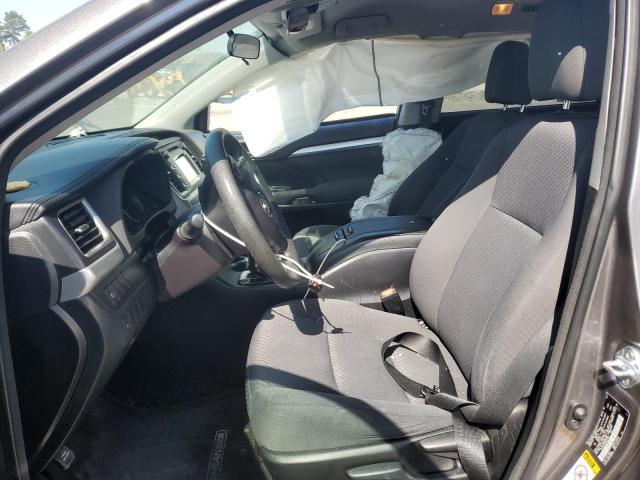 Photo 7 from auction – 2017 TOYOTA HIGHLANDER with VIN 5TDZZRFH4HS227814