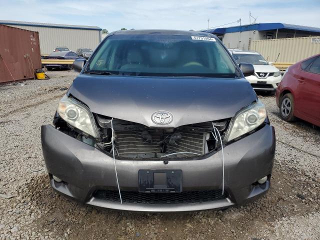 Photo 5 from auction – 2011 TOYOTA SIENNA XLE with VIN 5TDYK3DCXBS084458