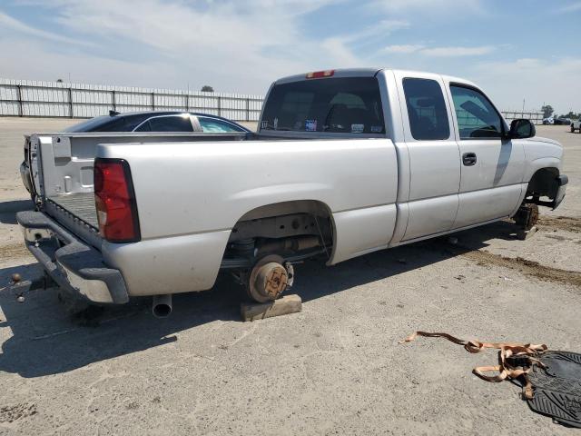 Photo 3 from auction – 2004 CHEVROLET SILVERADO with VIN 2GCEC19TX41132208