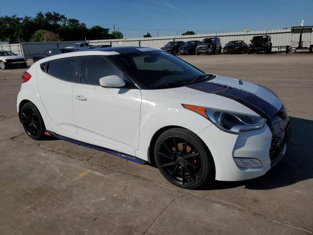 Photo 4 from auction – 2013 HYUNDAI VELOSTER with VIN KMHTC6AD7DU123989