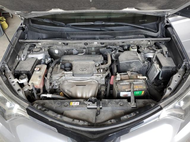 Photo 11 from auction – 2018 TOYOTA RAV4 LE with VIN JTMBFREV7JD251141