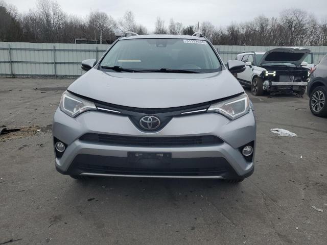 Photo 5 from auction – 2017 TOYOTA RAV4 XLE with VIN 2T3RFREV9HW661483