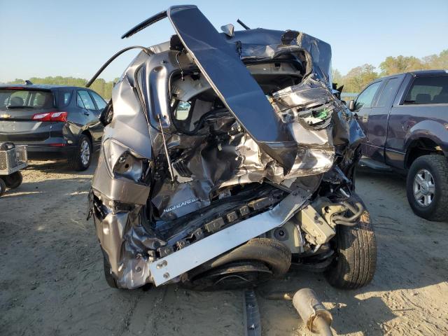 Photo 6 from auction – 2018 TOYOTA HIGHLANDER with VIN 5TDZZRFH7JS258819