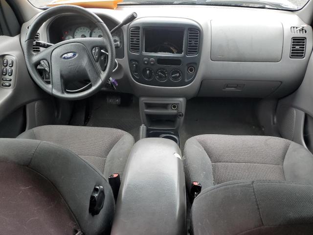 Photo 8 from auction – 2002 FORD ESCAPE XLT with VIN 1FMYU04102KA50832