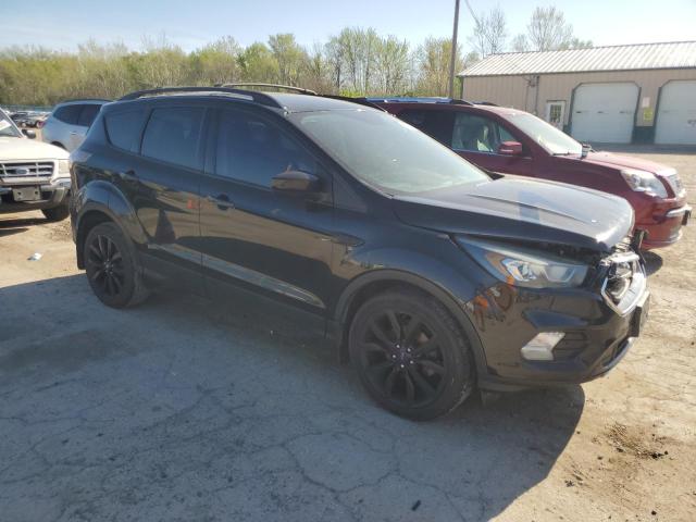 Photo 4 from auction – 2017 FORD ESCAPE SE with VIN 1FMCU0GD7HUA12947