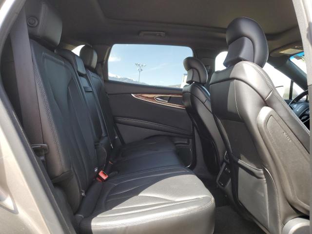 Photo 10 from auction – 2016 LINCOLN MKX RESERV with VIN 2LMTJ8LP5GBL56499