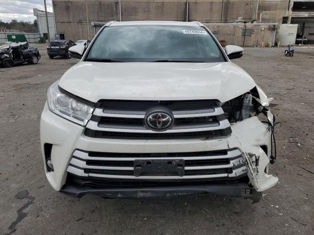 Photo 5 from auction – 2019 TOYOTA HIGHLANDER with VIN 5TDJZRFH5KS584374