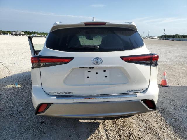 Photo 6 from auction – 2021 TOYOTA HIGHLANDER with VIN 5TDFZRAH5MS067690