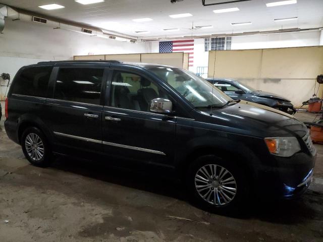 Photo 4 from auction – 2014 CHRYSLER TOWN & COU with VIN 2C4RC1CG1ER460469