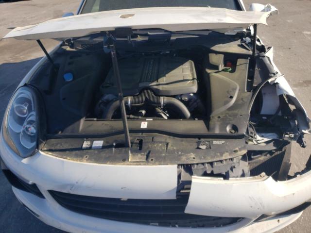 Photo 12 from auction – 2016 PORSCHE CAYENNE S with VIN WP1AB2A29GLA94283