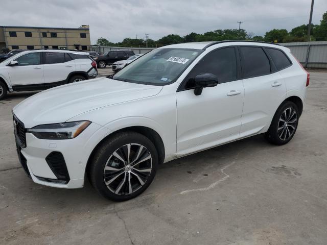 VOLVO XC60 PLUS 2023 with VIN YV4L12RW6P1367855 - Photo from auction
