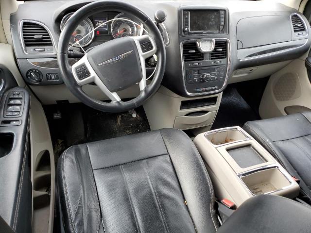 Photo 8 from auction – 2015 CHRYSLER TOWN & COU with VIN 2C4RC1CG7FR727812