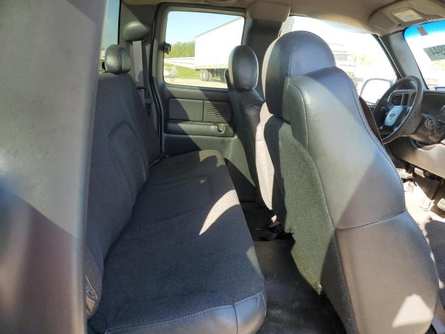 Photo 10 from auction – 2001 CHEVROLET SILVERADO with VIN 2GCEC19W011164784
