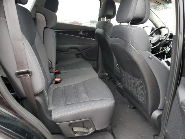 Photo 10 from auction – 2016 KIA SORENTO LX with VIN 5XYPG4A35GG067482