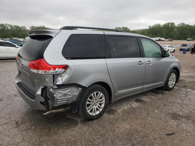 Photo 3 from auction – 2011 TOYOTA SIENNA XLE with VIN 5TDYK3DC9BS079087