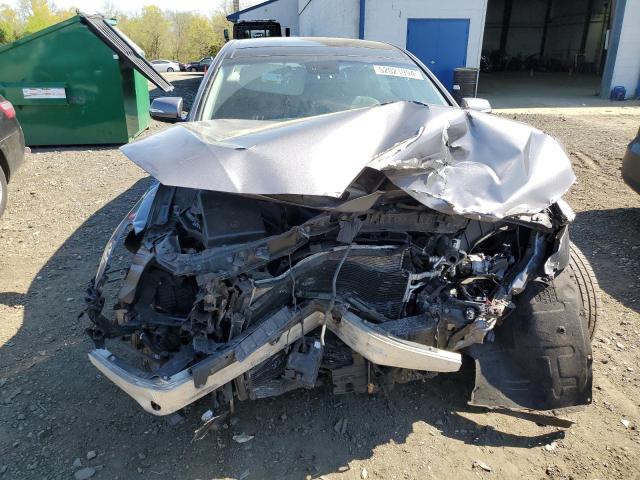 Photo 5 from auction – 2015 HYUNDAI GENESIS 3. with VIN KMHGN4JE8FU033228